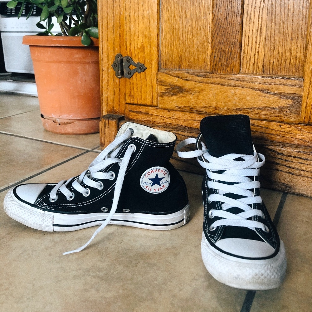 Authentic Tall Converse chuck taylor canvas